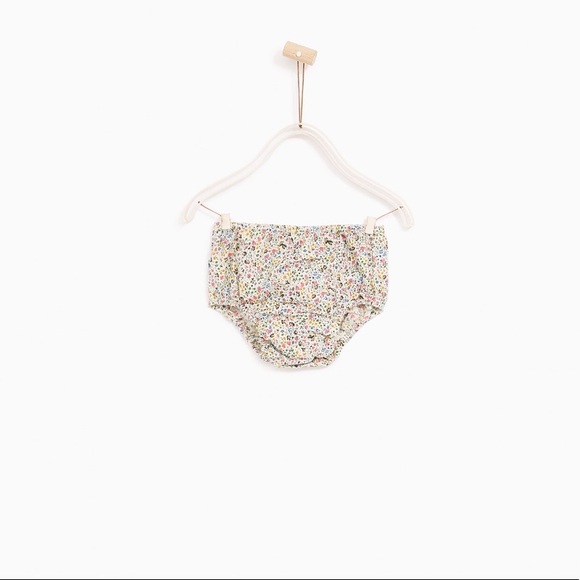 Zara kids denim skirt with briefs and lace patches - Picture 4 of 5